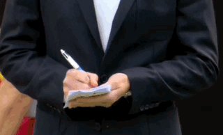 v体育-小豌豆：弗格森时代已经过去，曼联该让新帅放手干